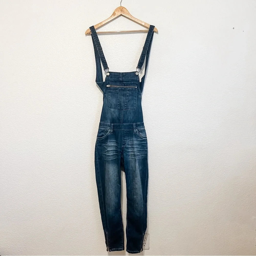 Blank NYC Size 25 Skinny Leg Overalls Whiskered Fading Ankle Zipper - Picture 1 of 13